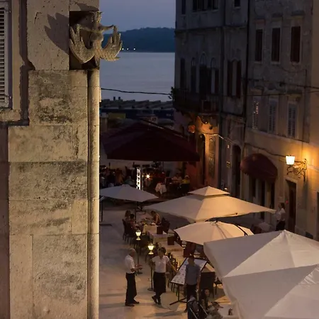 Lägenhet Forum 2 Pula