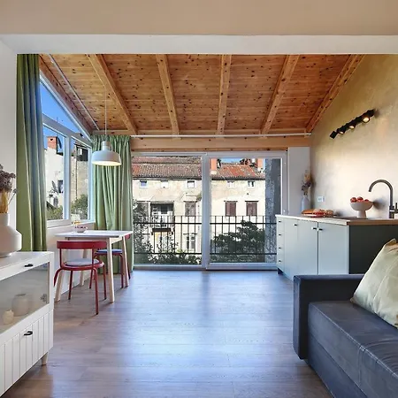 Apartment Forum 2